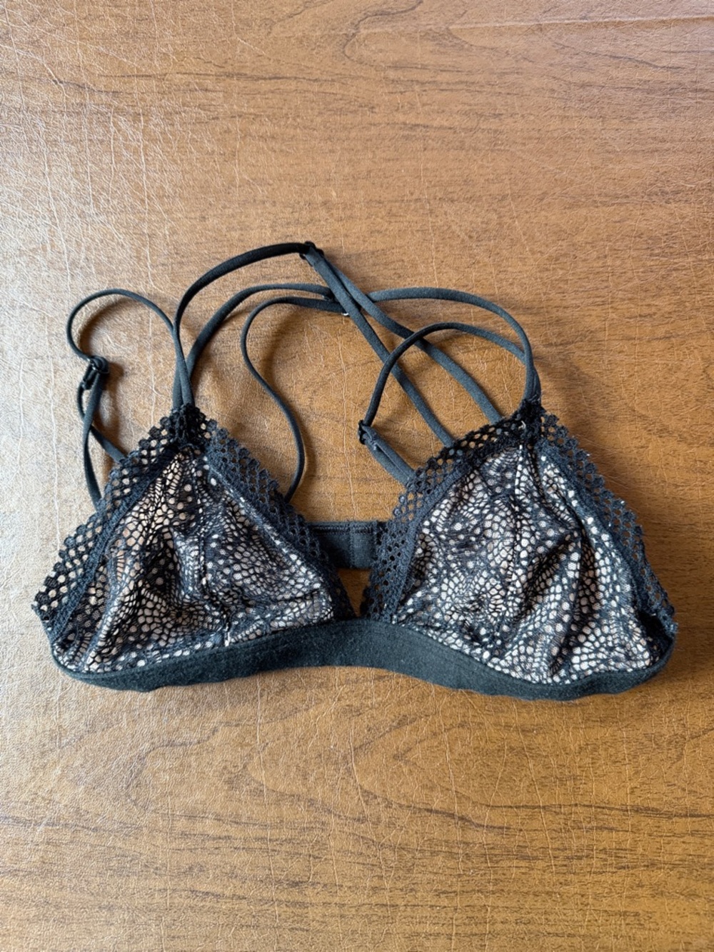 VS Black Lace Triangle Bralette – Women Intimates & Sleepwear